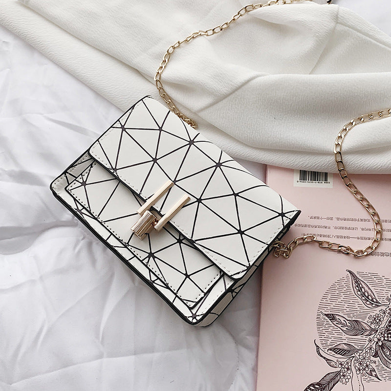 Stitching chain bag