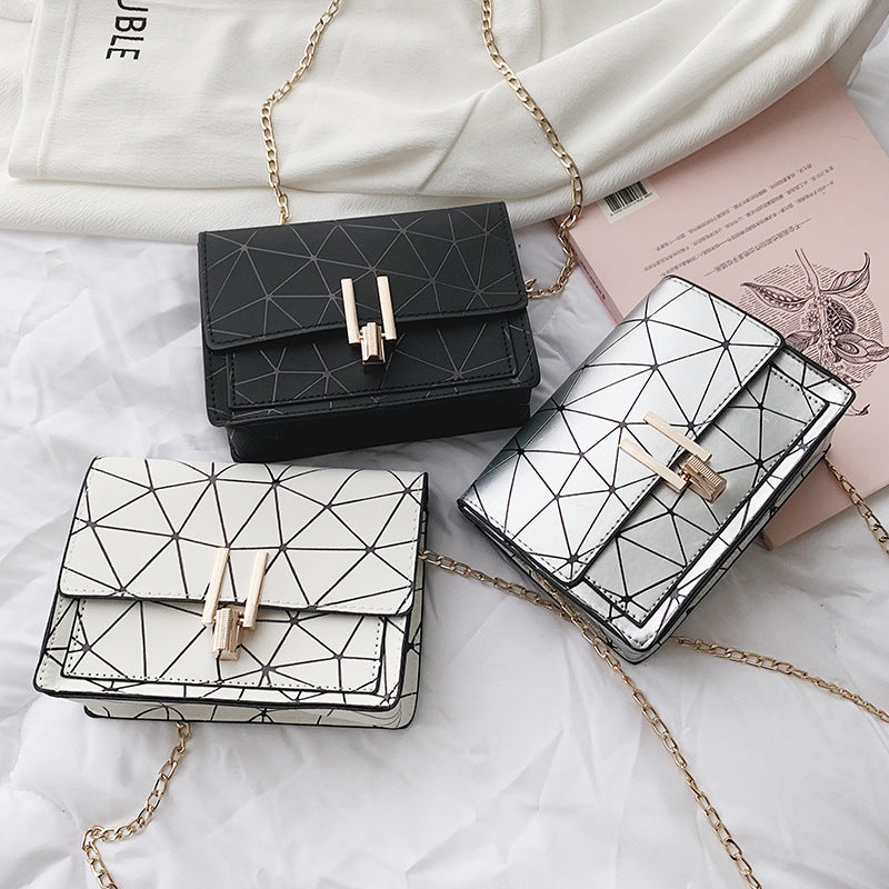 Stitching chain bag